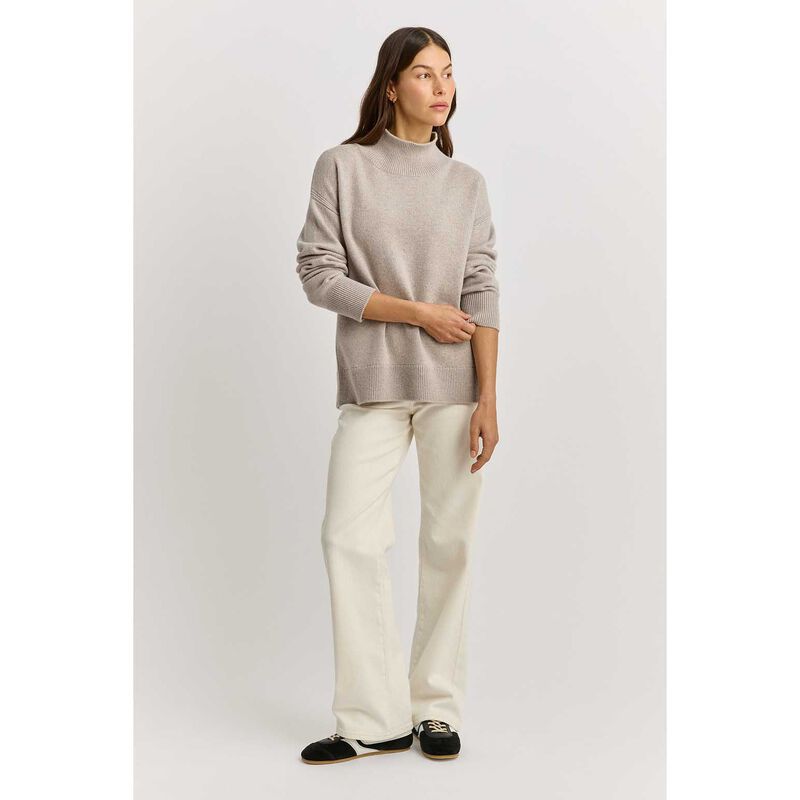 Toorallie Split Neck Funnel image number 3